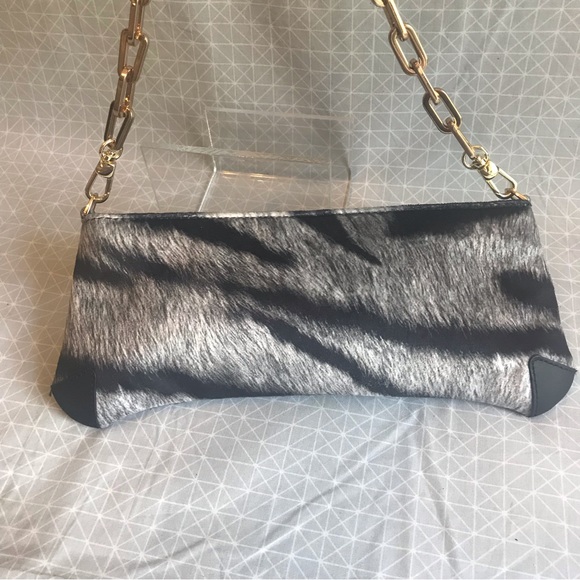 Manx Irina Handbag in Wild - Leopard Leather - Picture 3 of 8